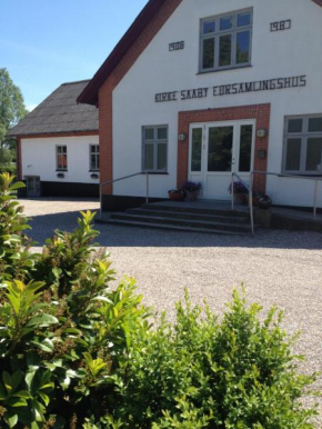 Гостиница Kirke Saaby Forsamlingshus  Кирке-Собю